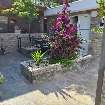 Villa Sandrina Donji Okrug  Exterior photo
